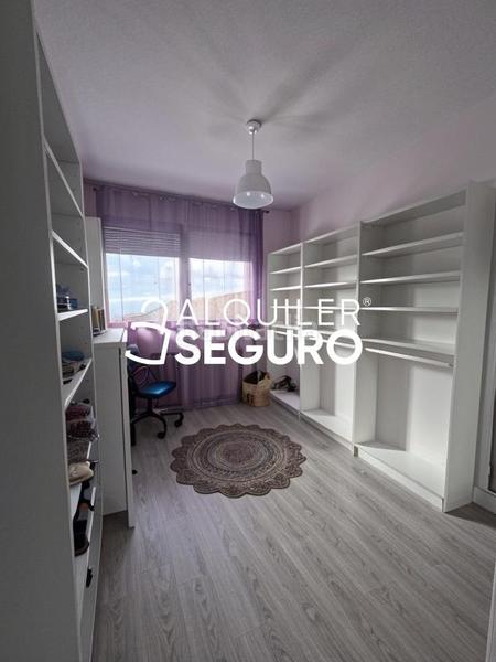 Foto 58db57b6-4904-4fc0-a374-26b3b2268728. Location appartement avec chauffage parking dans Villalbilla pueblo Villalbilla