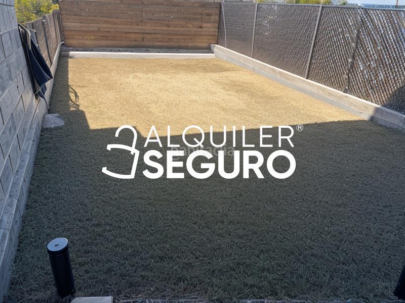 Foto 6cd9cd0e-3103-4417-8bf5-3afb7d75c720. Location appartement avec chauffage parking dans Villalbilla pueblo Villalbilla