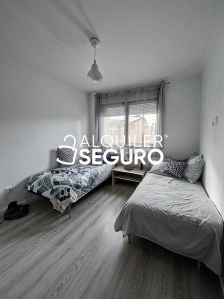 Foto c5d00613-8273-4cf7-a74f-b5140510eb24. Rent flat with heating parking in Villalbilla pueblo Villalbilla