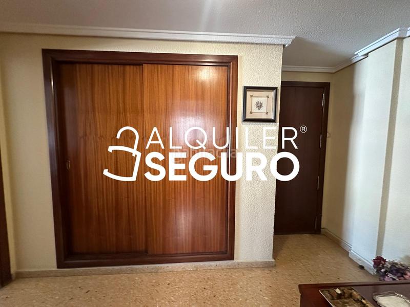 Foto fc916129-c187-42f1-b4a0-9e30d63c8c3a. Lloguer pis a Ciutat Jardí Valencia