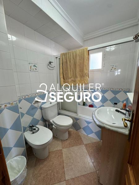 Foto 56f0e0ef-93c7-4bff-adb3-339148c184e5. Alquiler piso  c barriada manuel ortiz en Archidona