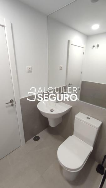 Foto dd944f7d-0d21-4313-a4b1-d938327b580d. Affitto appartamento con riscaldamento parcheggio piscina in San Sebastián de los Reyes