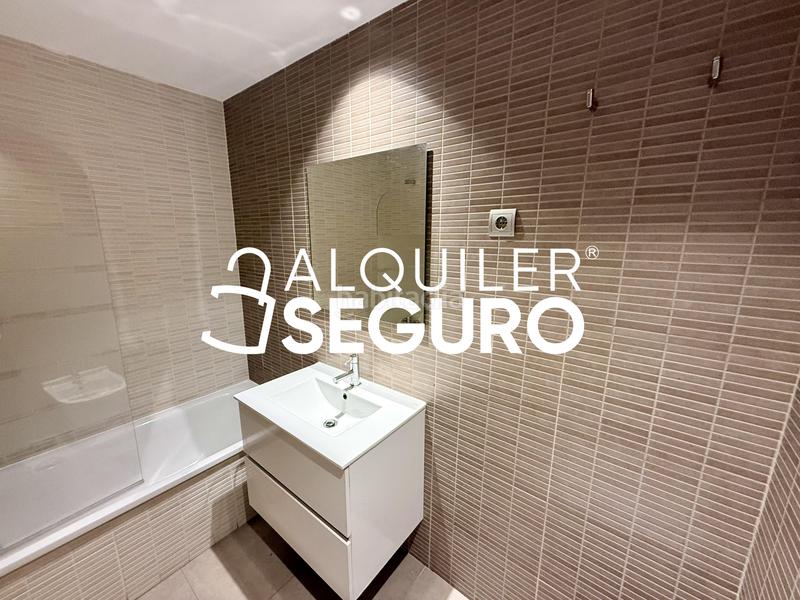 Foto 94e6c80e-e1de-4093-9f65-dd72528d7874. Affitto appartamento con riscaldamento parcheggio piscina in Getafe