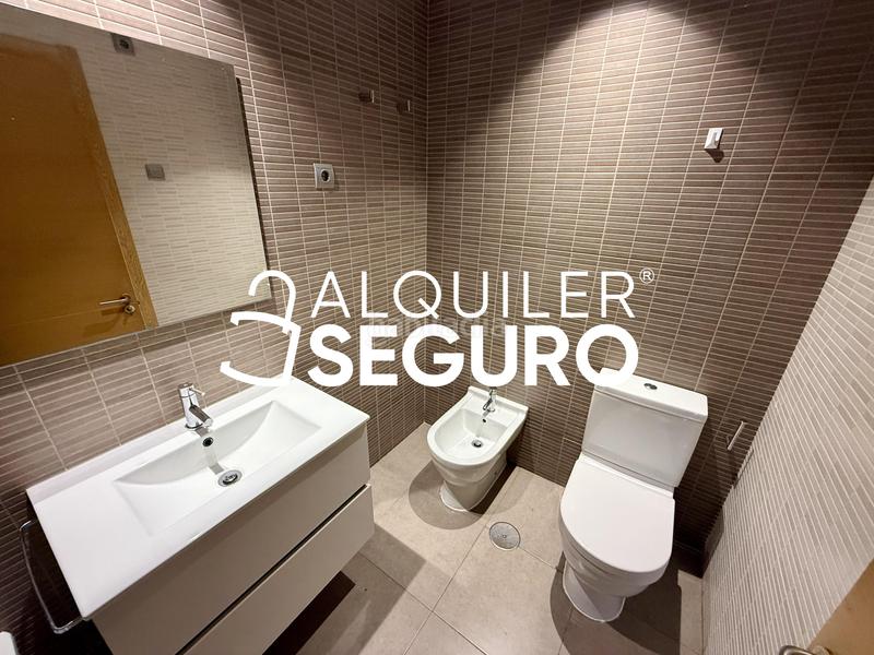 Foto 7b496b7b-e5dc-4642-8243-152df06cdf30. Alquiler piso  c jose maria peridis en Universidad Getafe