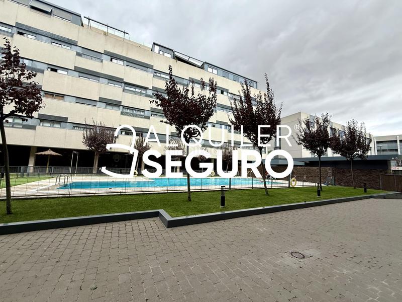 Foto 01b75f0f-90d4-47fe-a8ba-f51a008e1cdd. Lloguer pis amb calefacció aparcament piscina a Universidad Getafe