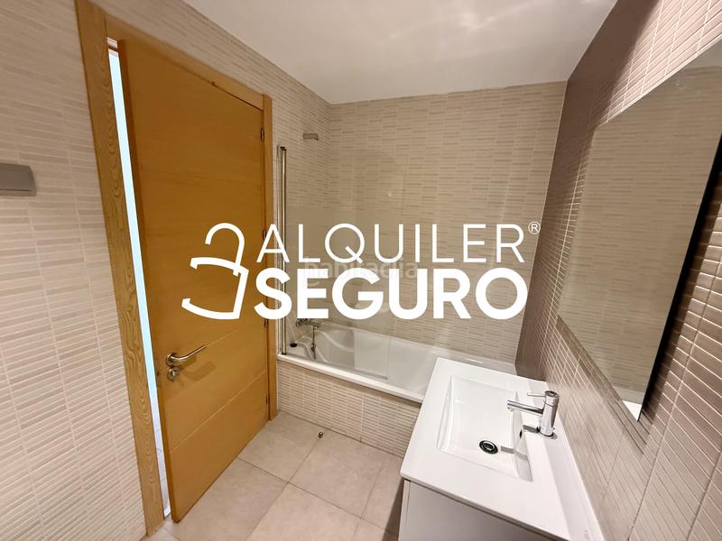 Foto 1ee7462b-e6ef-4bf1-8bc9-3d8d0068d717. Location appartement avec chauffage parking piscine dans Getafe