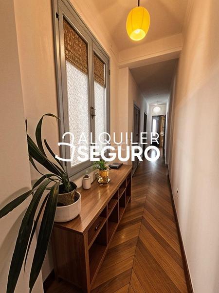Foto 115befb2-f160-40c8-a6fc-d6cd9904e957. Location appartement dans Palacio Madrid