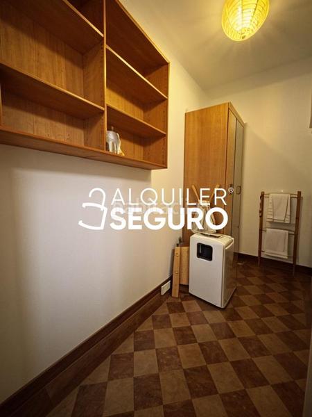 Foto 88a57067-186f-43c7-86b0-c20b723f7c4f. Rent flat in Palacio Madrid