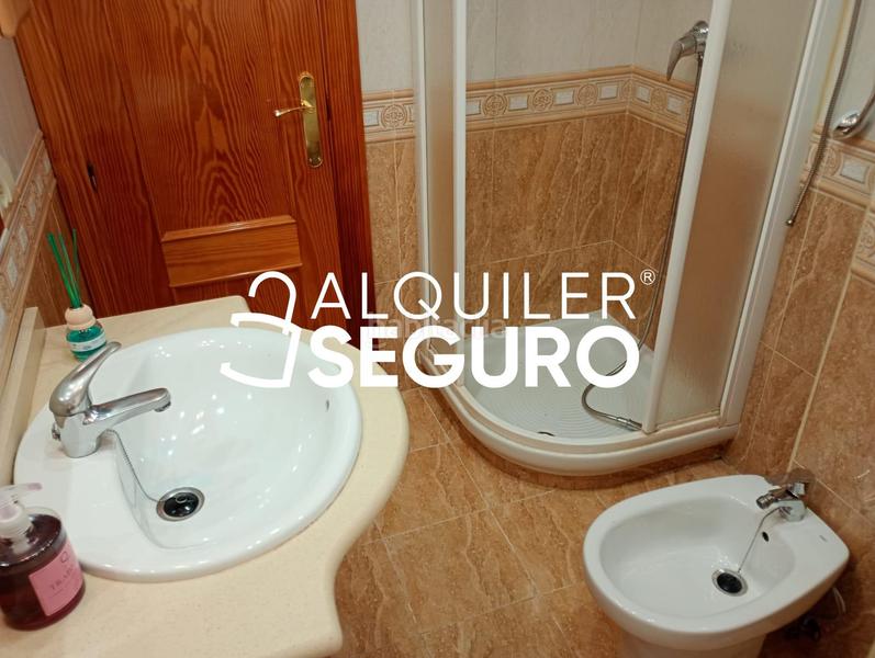 Foto 8ec90ee0-109d-453b-8f4d-11296ca18acf. Alquiler piso  c marcos gomez en La Luz - El Torcal Málaga