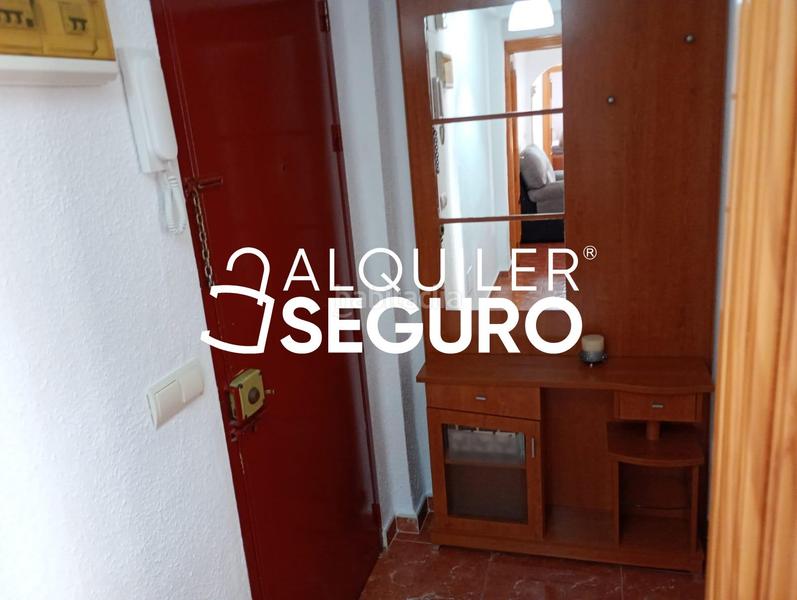 Foto b3f4b4f9-b19e-4eab-a0c8-747a8226b432. Alquiler piso  c marcos gomez en La Luz - El Torcal Málaga