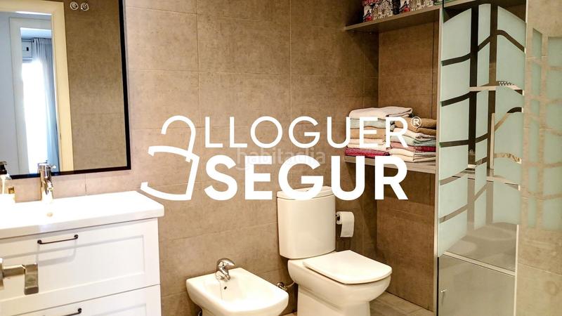 Foto b427b563-8809-4547-be3f-7d38d12c2090. Alquiler piso  c d apelles mestres en Passeig Maragall Gavà