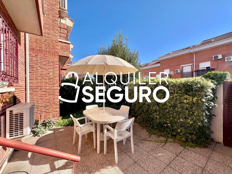 Foto 0373d5d0-5db8-4c7a-9c96-bbebdd394fd1. Location appartement avec chauffage dans Cobeña