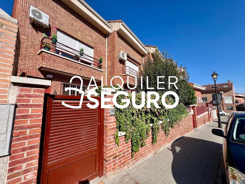Foto 09785f29-f065-4c4b-bf99-6cc26906d3bc. Location appartement avec chauffage dans Cobeña