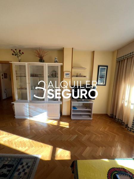 Foto 28c53b70-b018-42fd-b95a-74cd39472fe3. Location appartement avec chauffage parking dans Concepción Madrid