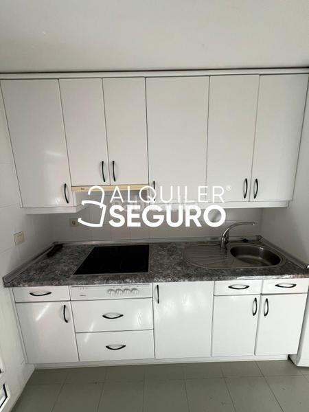 Foto 821c201f-a80c-4092-bdfe-7896fb082c44. Location appartement avec chauffage parking dans Concepción Madrid
