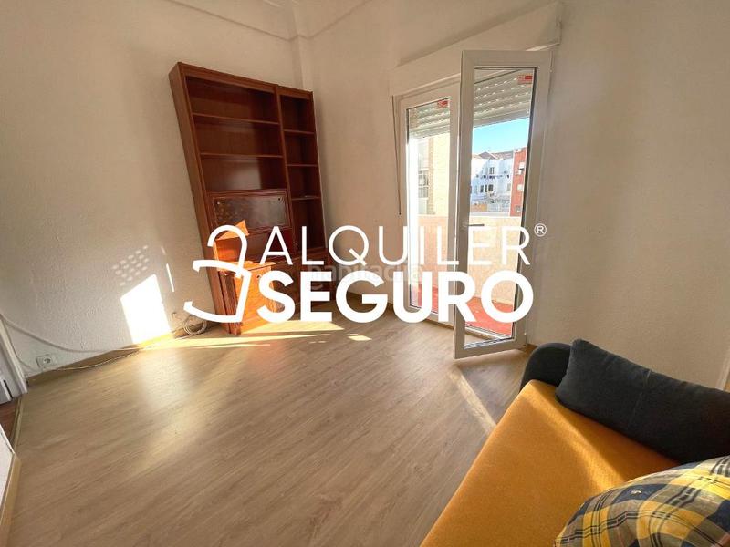 Foto 3d608843-8fe0-40bc-b4d0-2b300a40de3e. Rent flat with heating in Pacífico Madrid