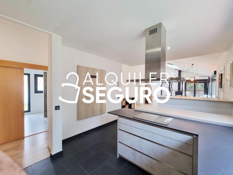 Foto 6fd5aabb-480e-46c3-9886-6d3ff9ca116d. Affitto chalet con riscaldamento in Centro-Manguilla Escorial (El)