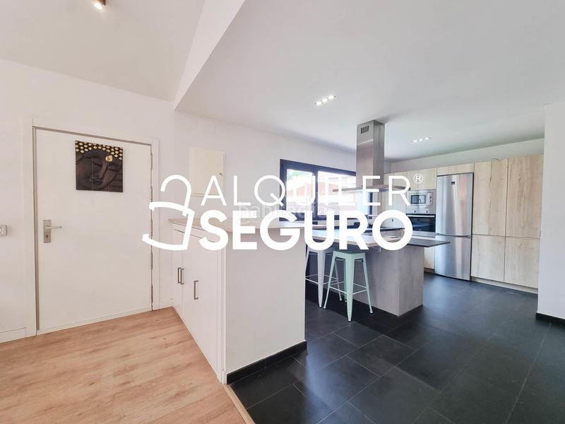 Foto 093820bc-2d90-46aa-addf-504af66f3b75. Location chalet avec chauffage dans Centro-Manguilla Escorial (El)