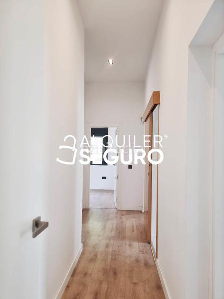 Foto 39f189c9-c785-42ea-896d-5d14266a3f60. Location chalet avec chauffage dans Centro-Manguilla Escorial (El)