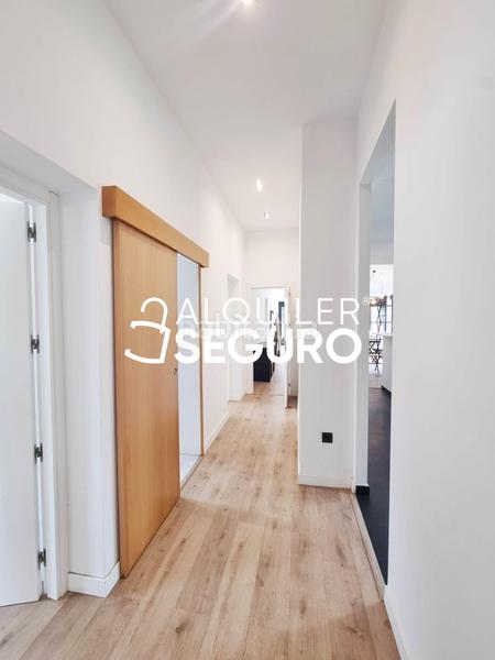 Foto 461f2ba3-2ac8-4e51-ba31-4581c5f128bc. Location chalet avec chauffage dans Centro-Manguilla Escorial (El)