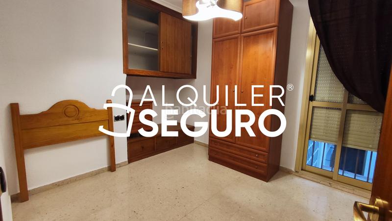 Foto 519d65a5-83c1-4221-8a31-e03c3fded971. Alquiler piso  av. ollerías en Ollerías - San Cayetano Córdoba