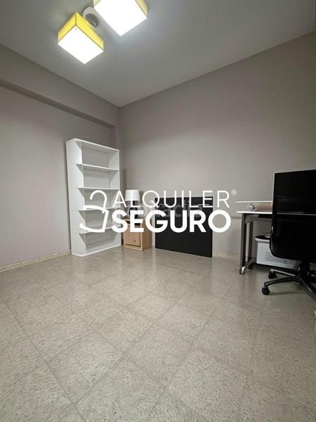 Foto 32a79198-cb80-4ab4-949a-541fc3be854b. Alquiler piso  c pintor zuloaga en Fígares Granada