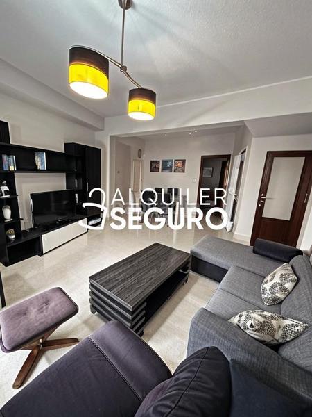 Foto b65799d9-6207-4de3-a179-319d15097dff. Alquiler piso  c pintor zuloaga en Fígares Granada