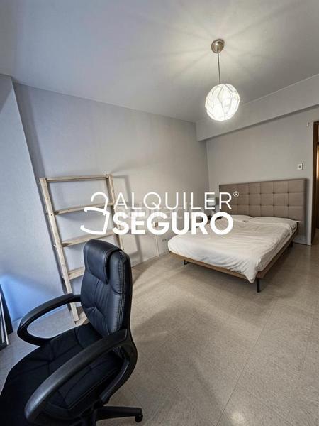 Foto d5d3e50f-6c25-4f98-8767-b71a47971154. Alquiler piso  c pintor zuloaga en Fígares Granada