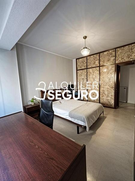 Foto e655dcb5-3d8f-4d45-ad9b-960a9d75be25. Alquiler piso  c pintor zuloaga en Fígares Granada