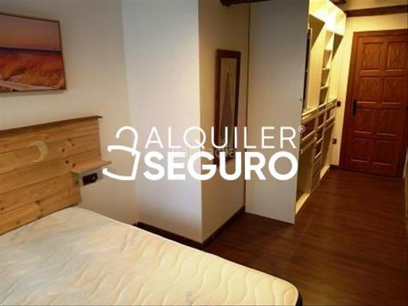 Foto 33b28c67-2fb5-4071-93ca-1c7c9eebebb4. Rent flat with heating in Casco Viejo Vitoria - Gasteiz
