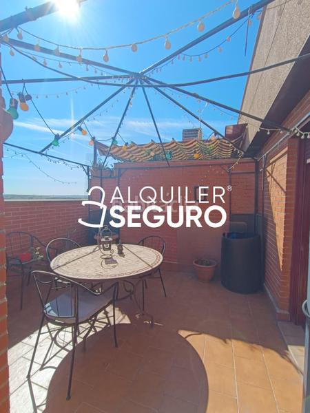 Foto e678abbf-d429-4a87-9a5f-73c83a8933a8. Miete dachwohnung mit heizung parking pool in Orcasur-12 de Octubre Madrid