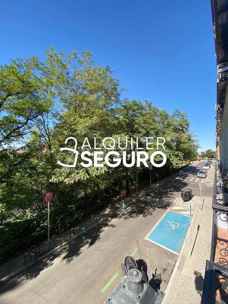 Foto c8c5ea57-23f9-4dc4-8892-b1d6eff41cbb. Rent flat in Acacias Madrid