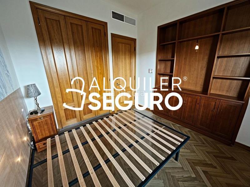 Foto 1ec57a36-a52c-4ae3-92aa-84a3b46c2f56. Alquiler piso  c los morales en PAU de Carabanchel Madrid