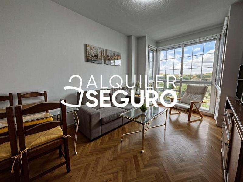 Foto f29b506c-ab80-4abf-bc7c-7e42a48bccfa. Alquiler piso  c los morales en PAU de Carabanchel Madrid