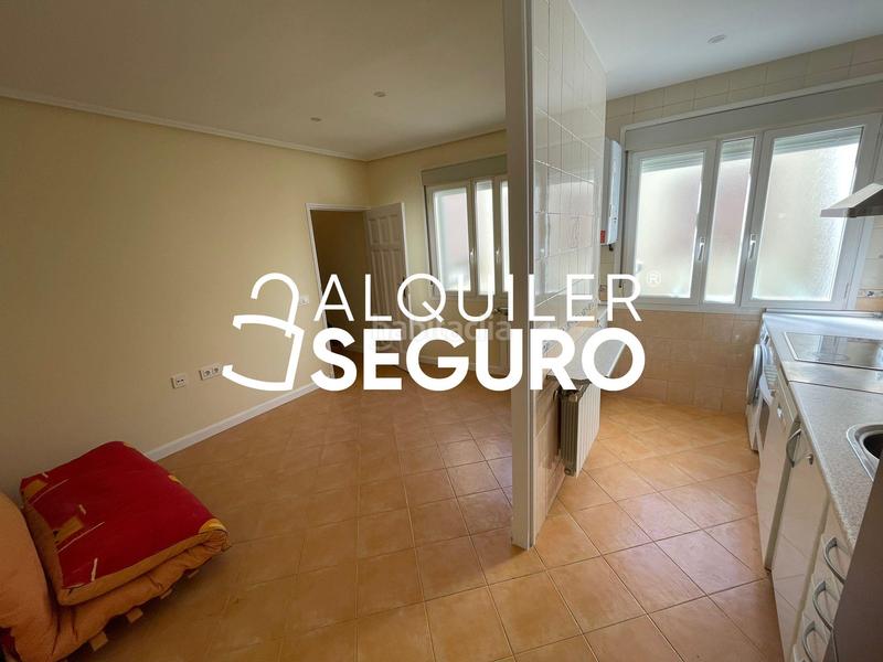 Foto ae342dd4-47ab-46e9-b5cb-679b91a8dd2e. Miete etagenwohnung mit heizung in Embajadores-Lavapiés Madrid