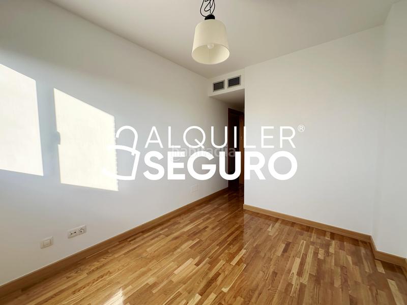 Foto ef5a24db-33f4-4778-ae0a-02f85be12250. Alquiler piso  c isaac albeniz en Norte Pozuelo de Alarcón