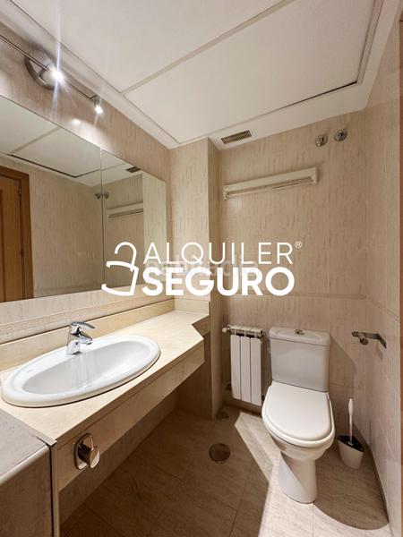 Foto f6efbf10-0e8a-4bd2-9114-7628082aac9b. Alquiler piso  c isaac albeniz en Norte Pozuelo de Alarcón