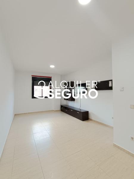 Foto 09821496-211e-4678-9972-56c0dd7dd005. Location appartement avec chauffage parking dans Parla este Parla