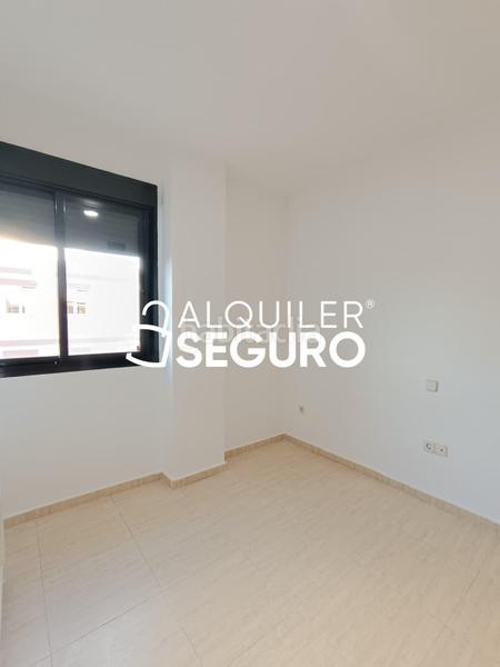 Foto f4467715-b94f-4d0e-b988-013d835ecdd5. Location appartement avec chauffage parking dans Parla este Parla