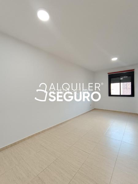 Foto 958bacad-dd84-4696-98b7-3e85aadedef9. Rent flat with heating parking in Parla este Parla