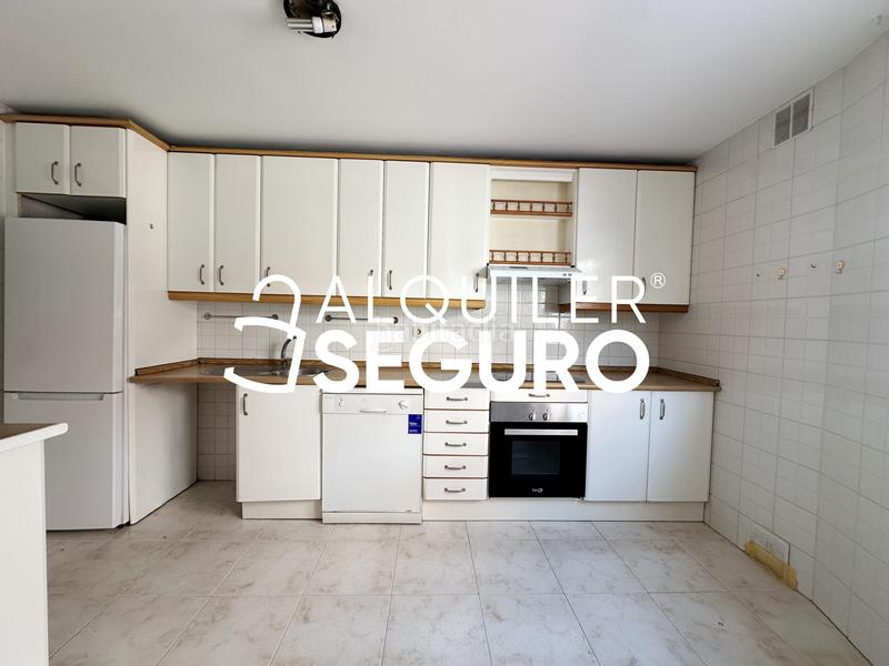 Foto ce9c6998-20e9-401a-a352-140ba23e0433. Lloguer xalet amb calefacció a Colmenarejo