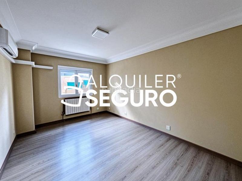 Foto 2941e318-e78c-4562-ac68-fb3cc96208f5. Location appartement avec chauffage dans Colina Madrid