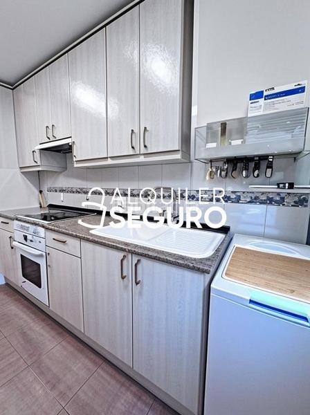 Foto 5a6dd65f-4982-4a2a-8bd5-994729ac6b9d. Rent flat with heating in Colina Madrid