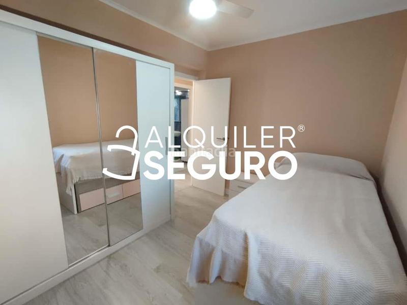 Foto 92fbb3a6-d862-49df-bbeb-9f3cce6ee8c8. Alquiler ático  c de la paz en Centro ciudad Fuengirola