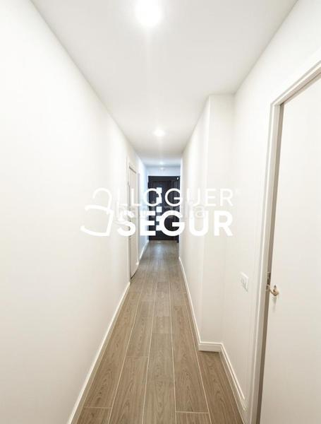 Foto 8a3d6684-cc8a-4bb7-a5ca-1d475bca1cd1. Alquiler chalet  c de les magnòlies en Torrent del Capellà Sabadell