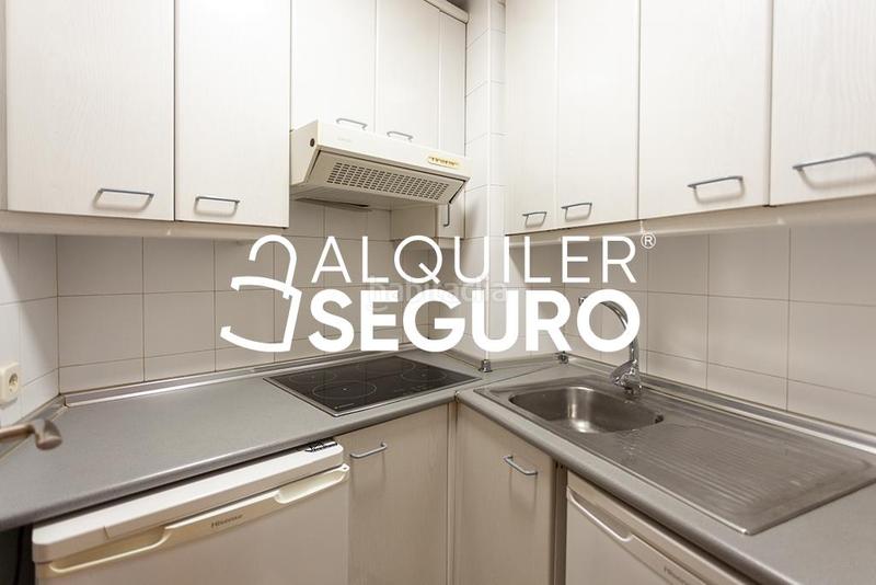 Foto 69a25678-031a-49d8-85b8-55c117eb3c0a. Affitto appartamento con riscaldamento in Vallehermoso Madrid