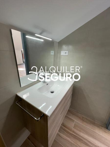 Foto 271c0cd4-8816-4c04-a14a-f77764ba06d0. Rent studio with heating parking in Centro Fuenlabrada