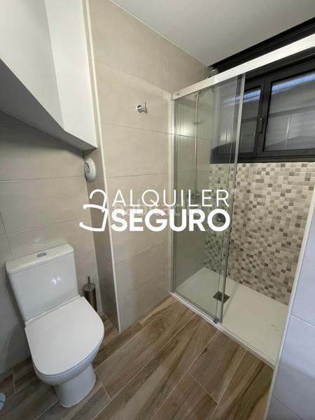 Foto b2dc8b8c-0bb4-4704-baf3-b4419fb24762. Rent studio with heating parking in Centro Fuenlabrada