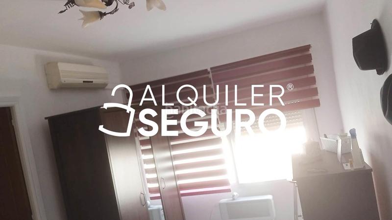 Foto 5c900943-4540-4930-b6b0-f10c20e9e4c1. Lloguer xalet amb aparcament a Campillos