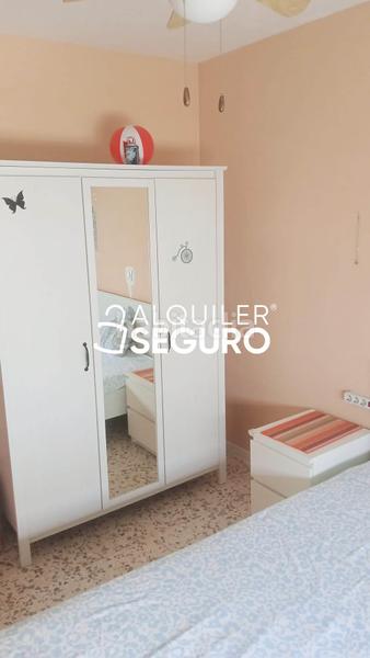 Foto 7ffde5b4-696c-4c32-b5e1-e3e9694d2f9a. Lloguer xalet amb aparcament a Campillos